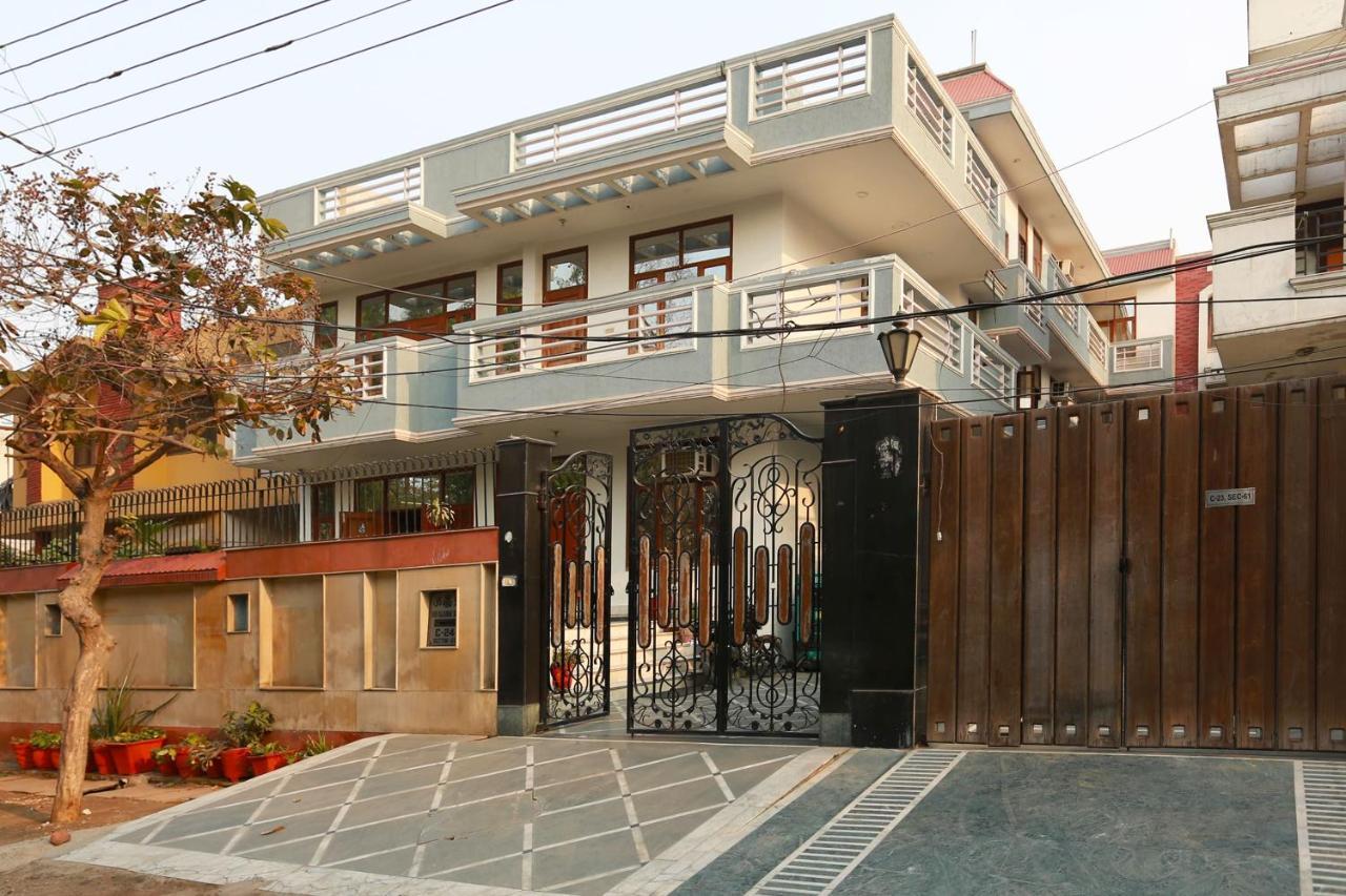 Oyo 11752 Hotel Sun Palace Residency Indirapuram ภายนอก รูปภาพ