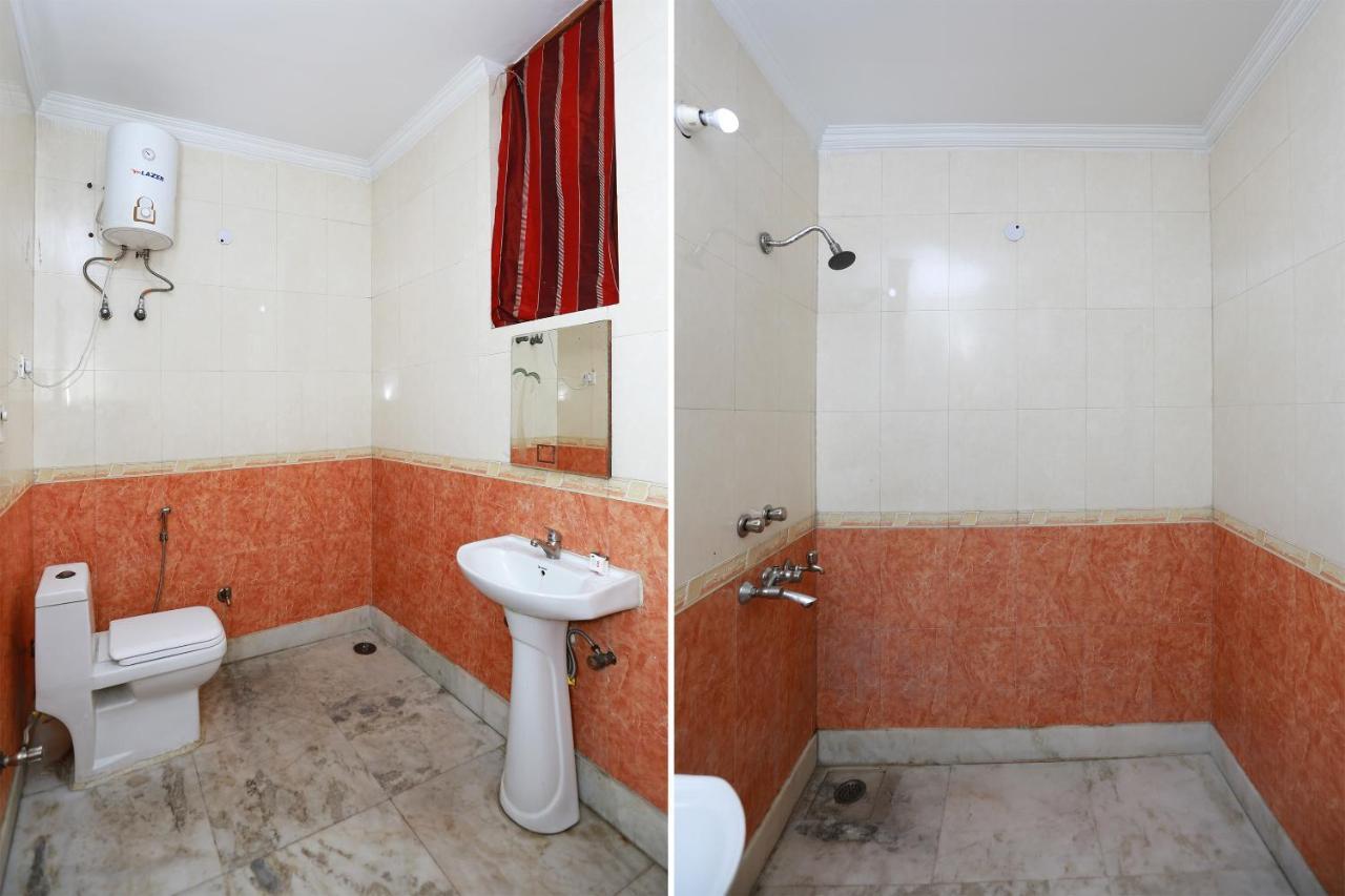 Oyo 11752 Hotel Sun Palace Residency Indirapuram ภายนอก รูปภาพ