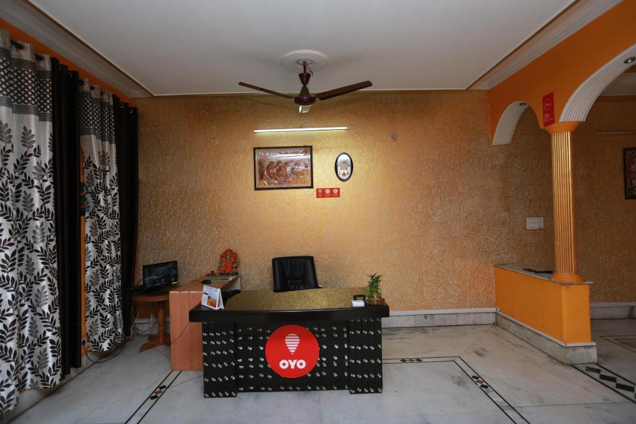 Oyo 11752 Hotel Sun Palace Residency Indirapuram ภายนอก รูปภาพ