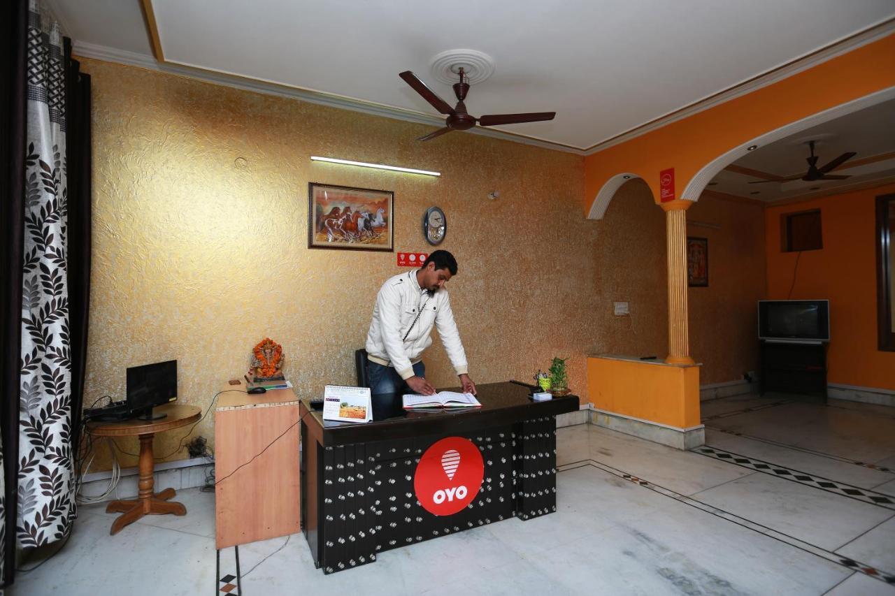 Oyo 11752 Hotel Sun Palace Residency Indirapuram ภายนอก รูปภาพ