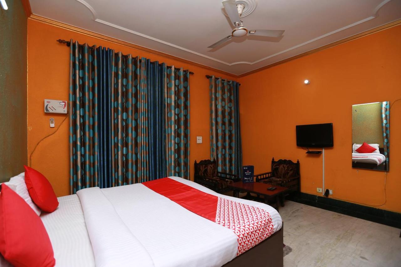 Oyo 11752 Hotel Sun Palace Residency Indirapuram ภายนอก รูปภาพ