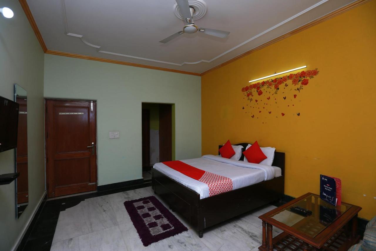 Oyo 11752 Hotel Sun Palace Residency Indirapuram ภายนอก รูปภาพ